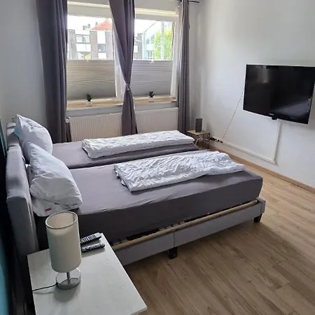 Citywave - Stadt & Strandnah - Modern & Paytv Apartmán *